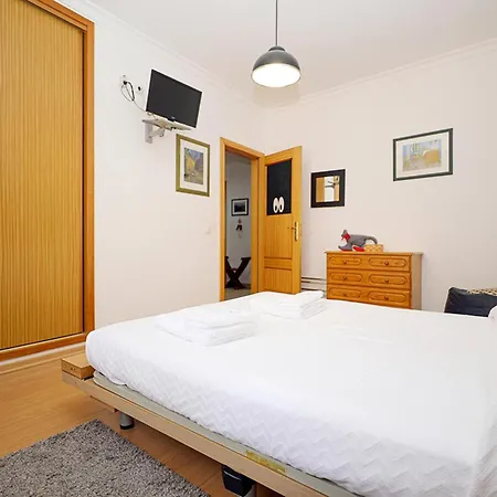 A64 - Barreira Flat In *