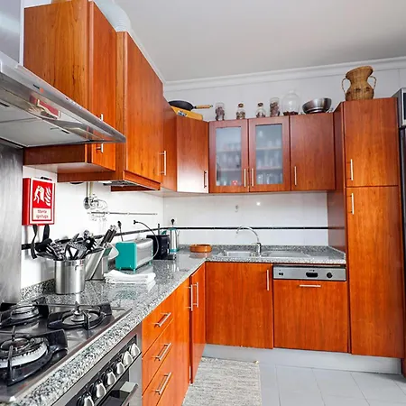 A64 - Barreira Flat In شقة لاغوس